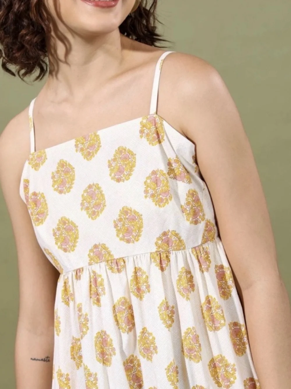 J. Crew Tie-back tiered dress in gathered floral block print - Picture 4 of 8